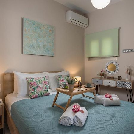 Floral Beach Apt With Lux Extras & Special Treats Kolimvárion Eksteriør billede