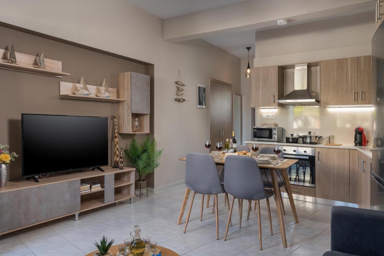 Floral Beach Apt With Lux Extras & Special Treats Kolimvárion Eksteriør billede