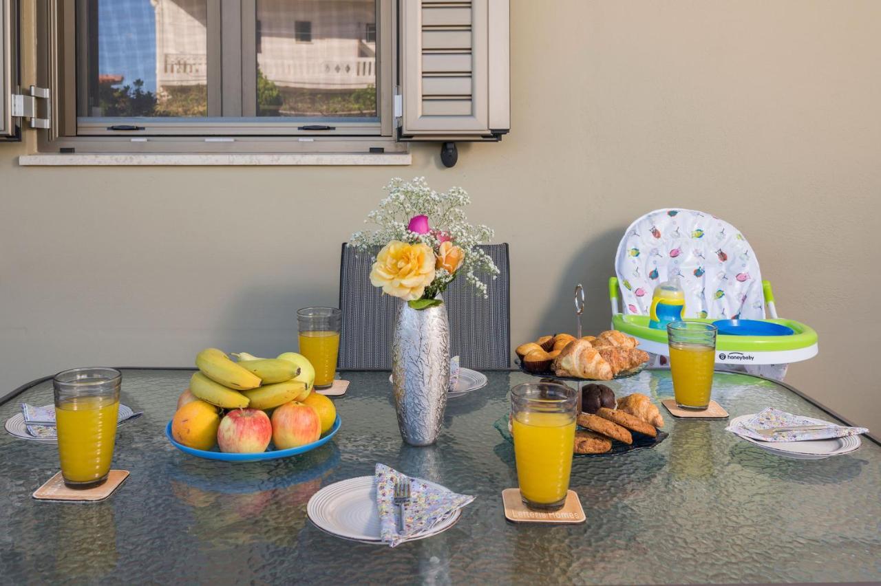Floral Beach Apt With Lux Extras & Special Treats Kolimvárion Eksteriør billede