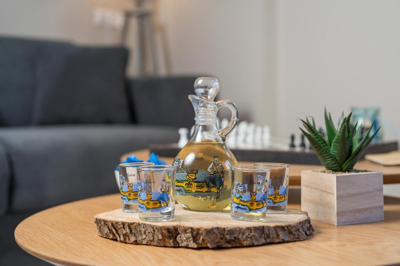 Floral Beach Apt With Lux Extras & Special Treats Kolimvárion Eksteriør billede