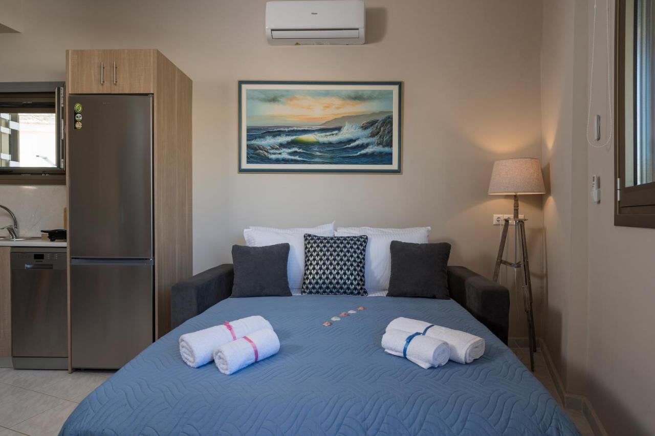 Floral Beach Apt With Lux Extras & Special Treats Kolimvárion Eksteriør billede